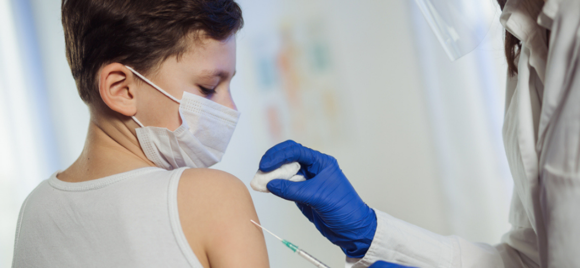 Vacinação das crianças contra a covid-19 é primordial para retorno das atividades escolares